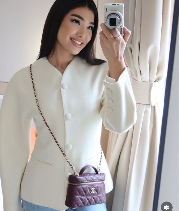 Пиджак за от 9000 тг