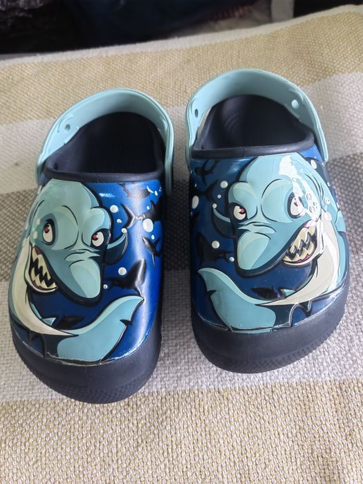 Продавам детски оригинален crocs