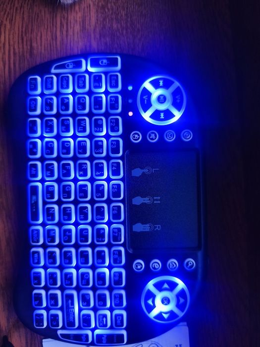 Безжична мини клавиатура