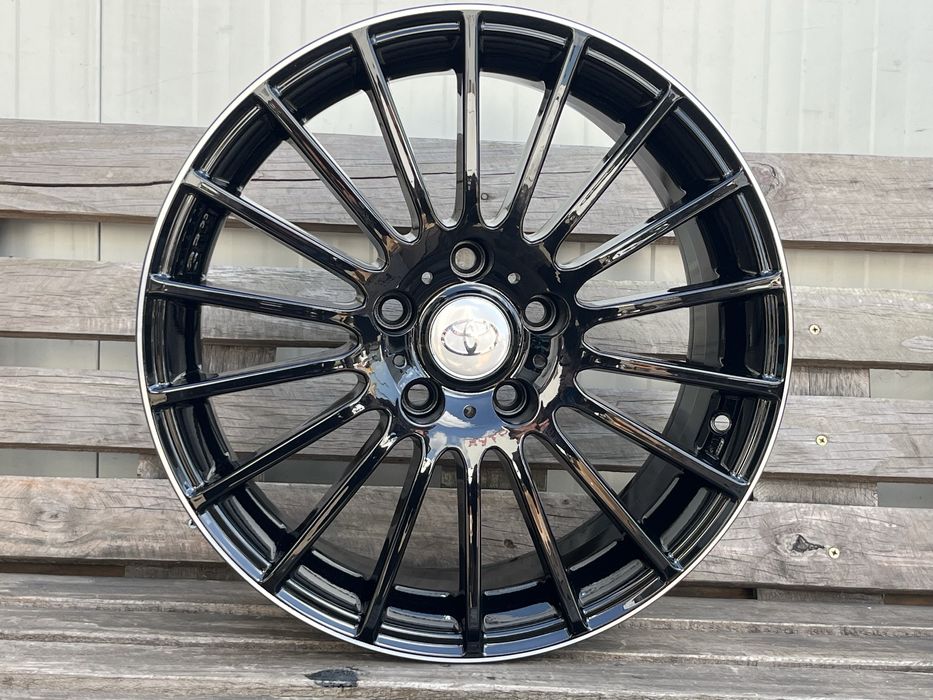 17 Джанти за Тойота 5x114.3 Италиянски Corolla CH-R Yaris Cross Highlander