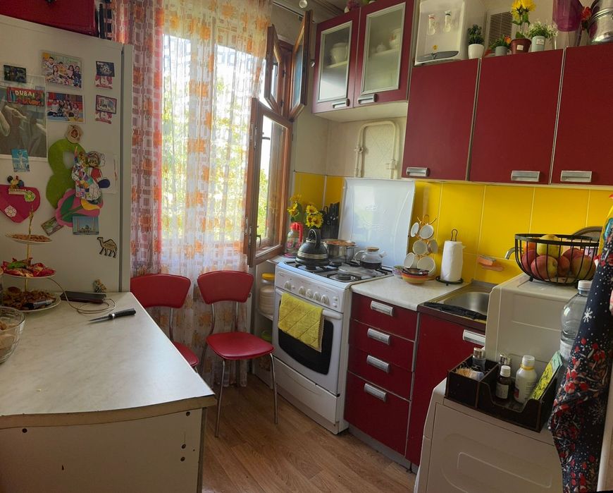 Продам 2х кв , район Детских товаров