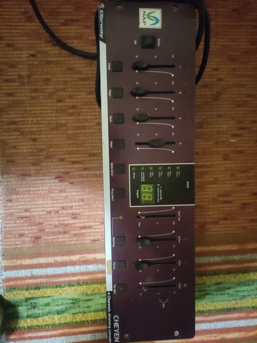 Димер уред за цветомузика