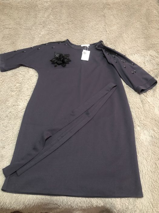 Женское платье.52-54раз.серое.новое