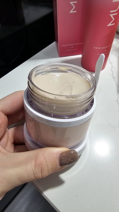 Крем за лице и маска MUSE