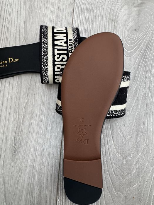 Дамски чехли Christian Dior