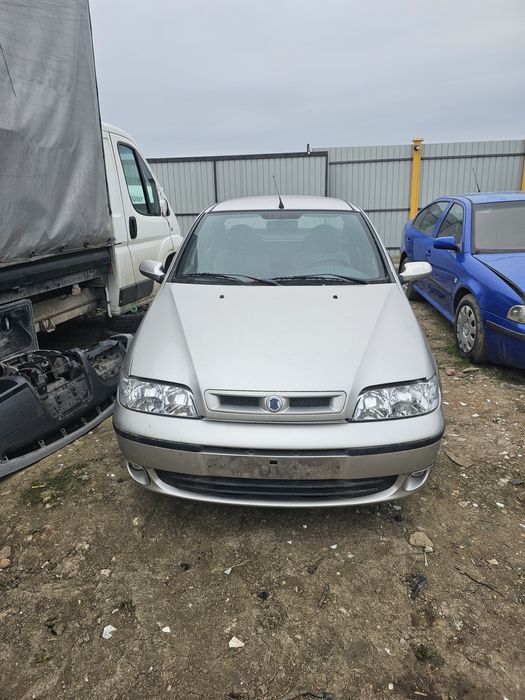 Dezmembrez Fiat Albea Motor 1.2 59KW FIAT Albea cod 188A5000 [ 2002 -
