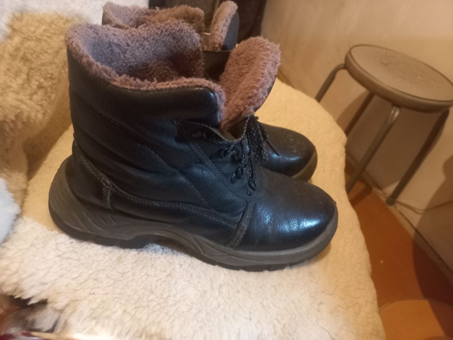 Обувь на работу 41.5 размер