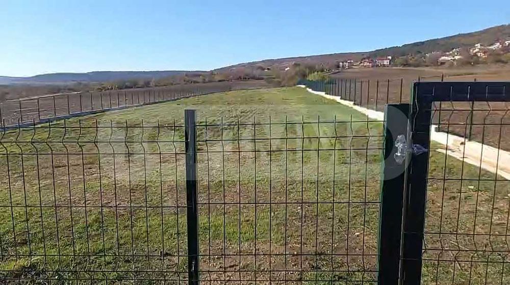 Парцел в регулация с комуникации и морска гледка в с. Рогачево