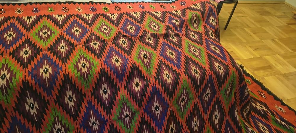 Чипровски килим 340 на 230