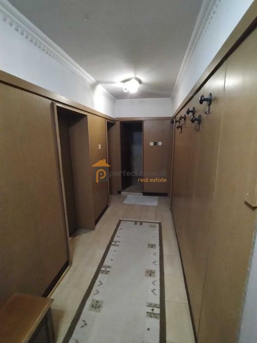 Дава се под наем Тристаен апартамент в Пловдив, Каменица 1 - 130 кв.м за 450 € - Снимка #9