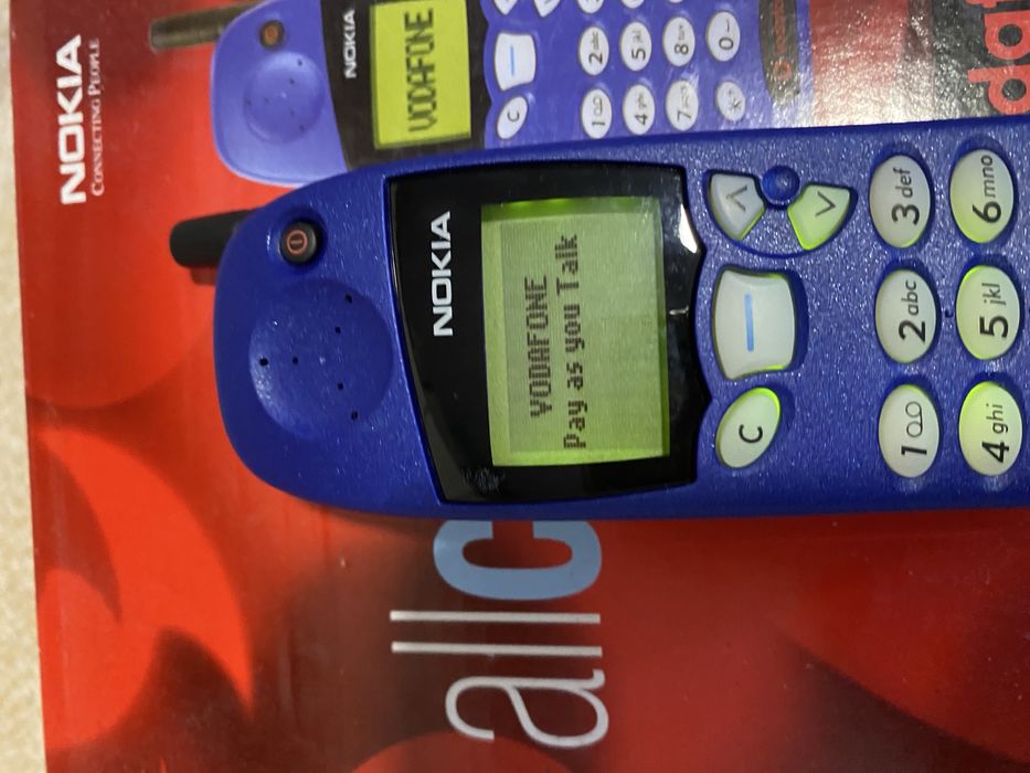 Nokia 5110 nou cutie carti