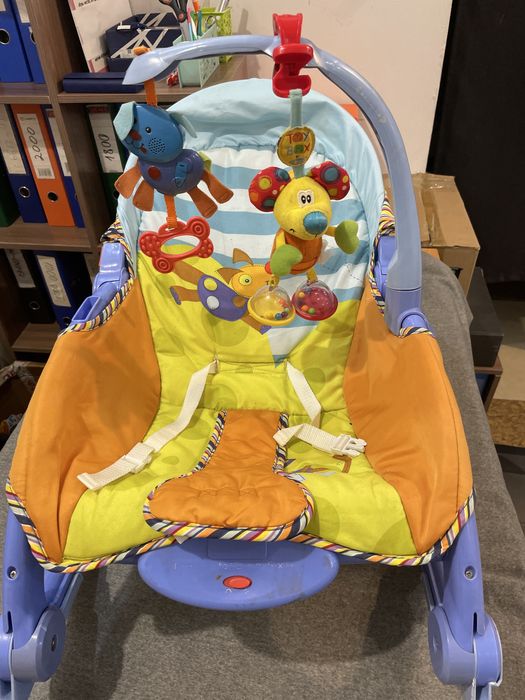 Продам  детскую кресло качалку