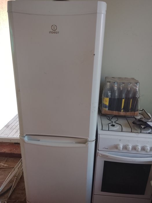 Indesit Жане Бюроса