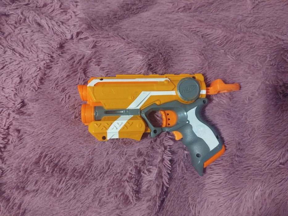 Пистолеты игрушки нерфы