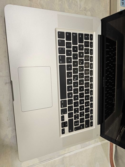 Apple Macbook pro "15 A1286 defect incomplet dezmembrez