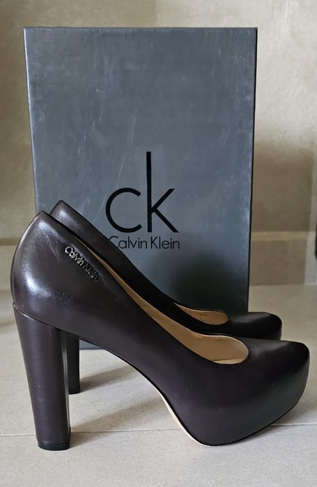 Обувки Calvin Klein номер 35