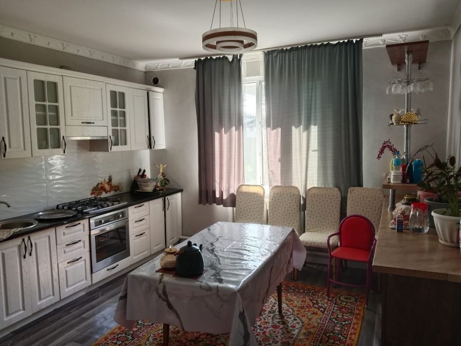 Продам.       дом.