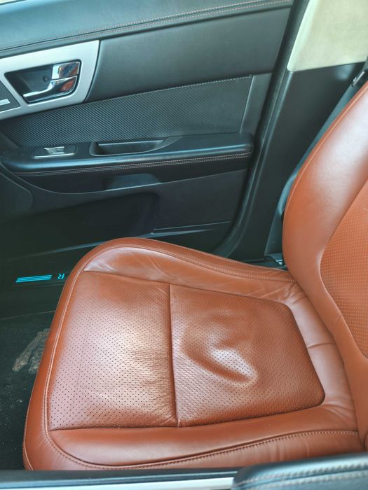 Jaguar XF 3.0D 275 ps