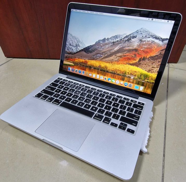 Apple MacBook Pro 13 Retina A1502