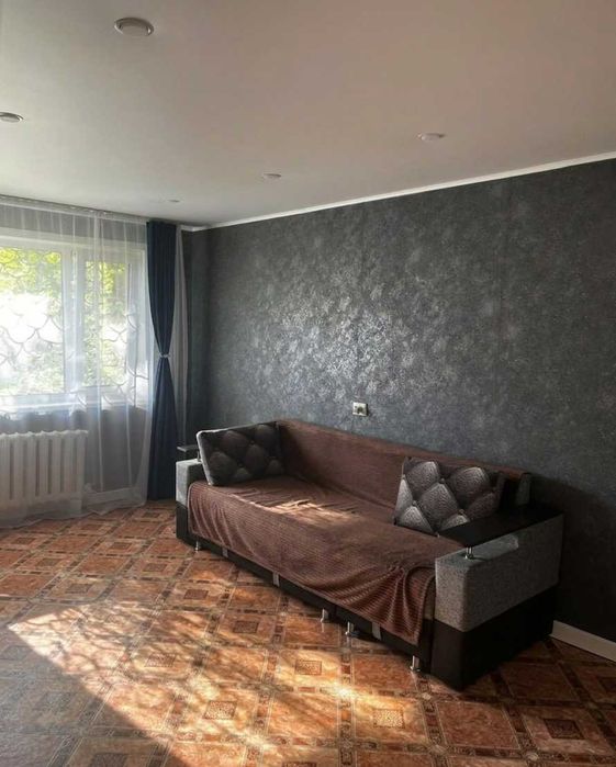 Продаётся 2-комнатная квартира