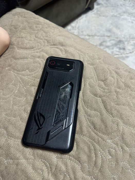 Продам Rogphone 6 pro