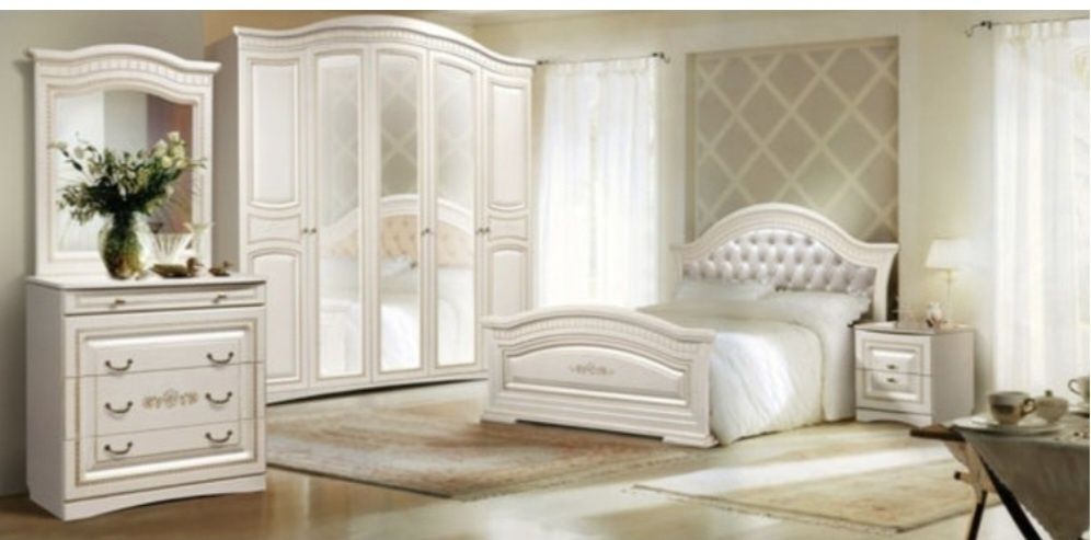 Продам спальный гарнитур