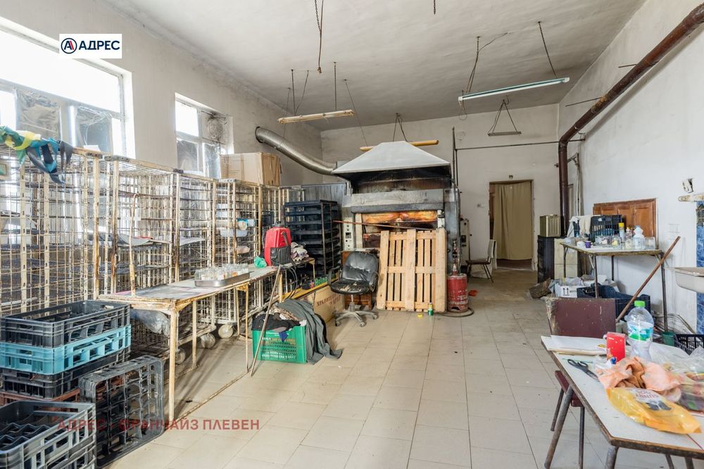 Къща в Плевен, област-с.Крушовене площ 230 цена 62000