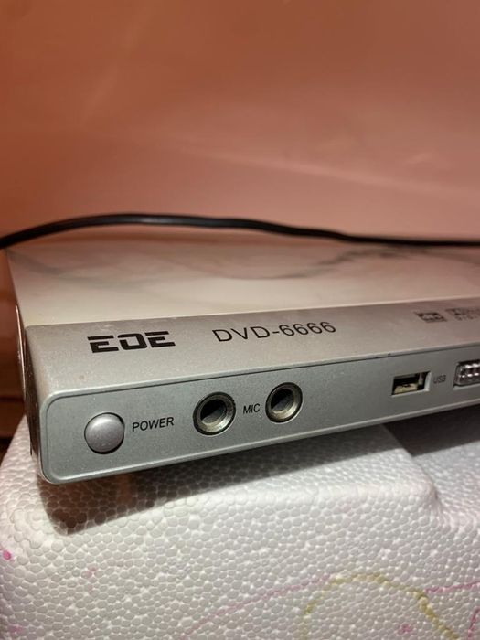 DVD-6666 EOE плеер
