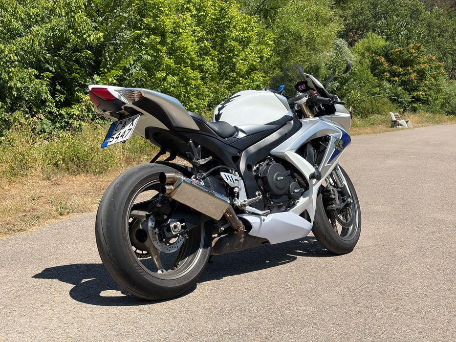Suzuki gsxr 600 l0 за А2