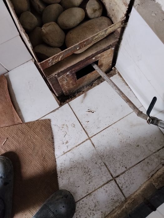 Titan Sotiladi  stenasii qalindan