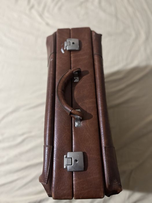 Ретро куфар за патуване от 1973 г в почти перфектно състояние