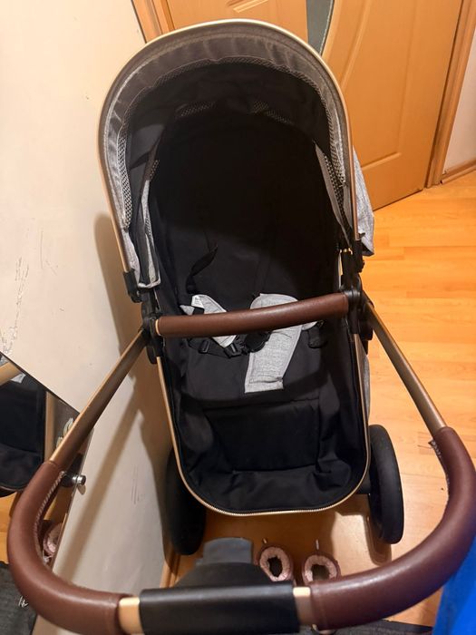 Детская коляска в отличном состоянии