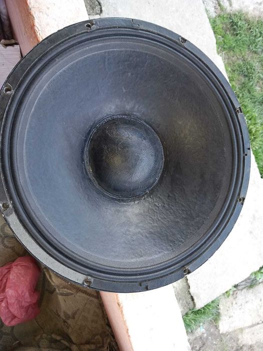 Boxa cu difuzor 18sound 15W700