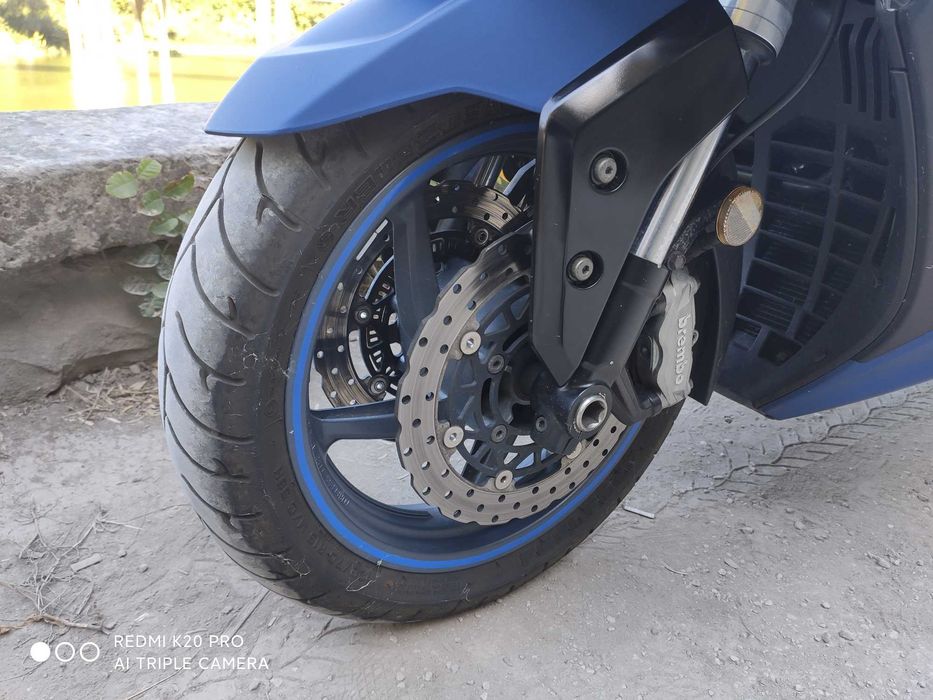 Motor Kymco AK 550