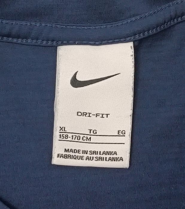 Nike DRI-FIT Swoosh Tee оригинална тениска ръст 158-170см Найк спорт фланелка