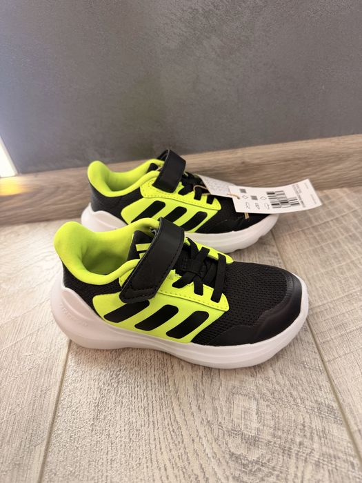 Нови детски маратонки Adidas