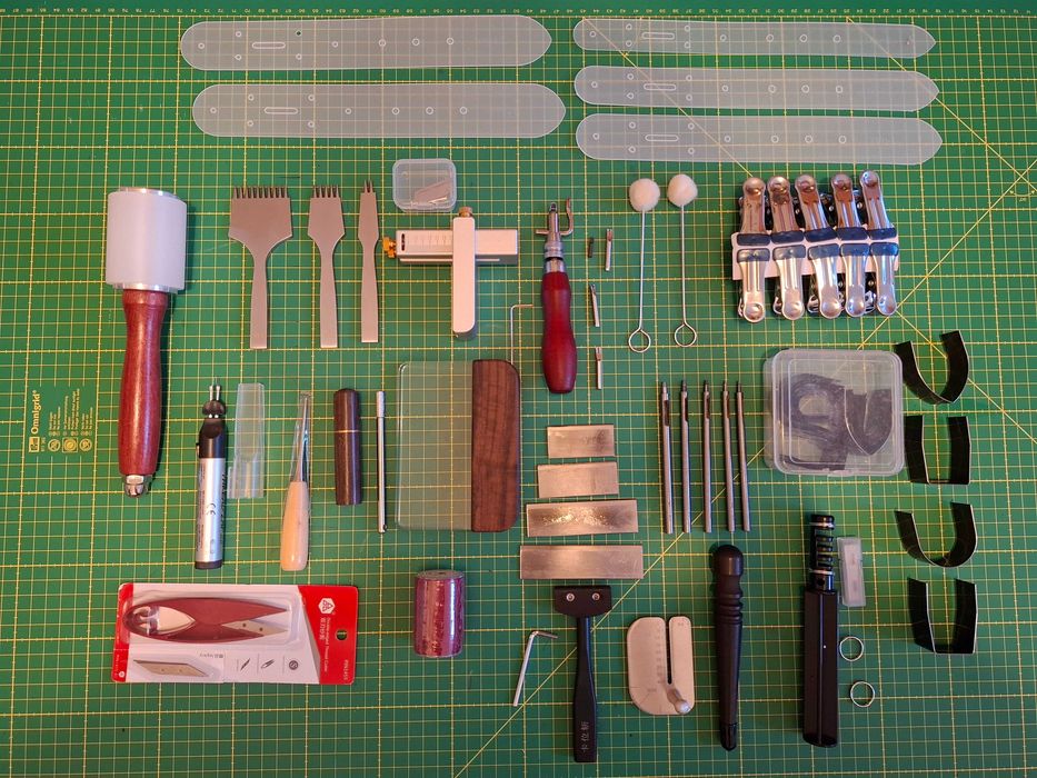 Set profesional unelte pielarie pt curele portofele, etc