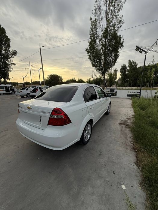 Moshina chevrolet