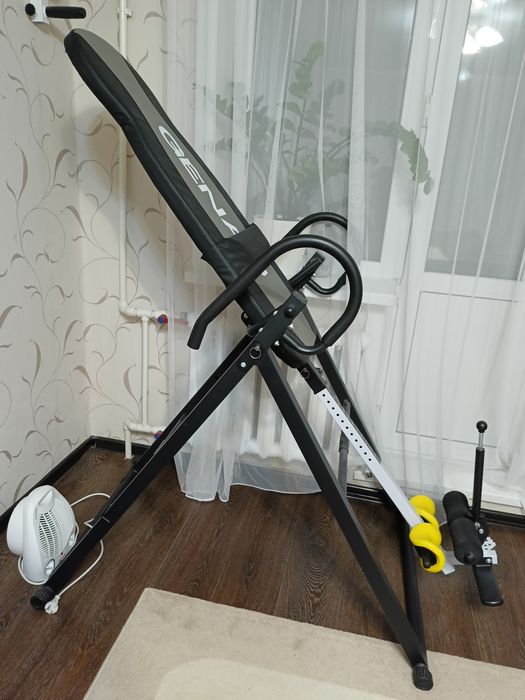 Продам инверсионный стол.