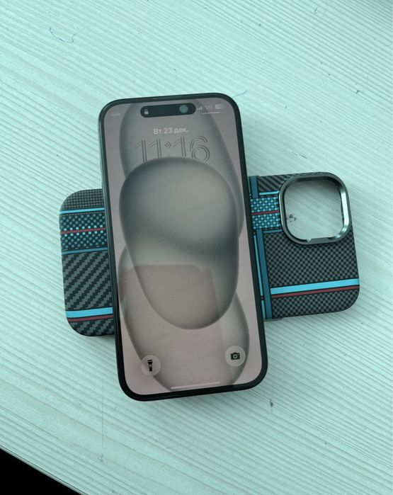 Продам айфон 15