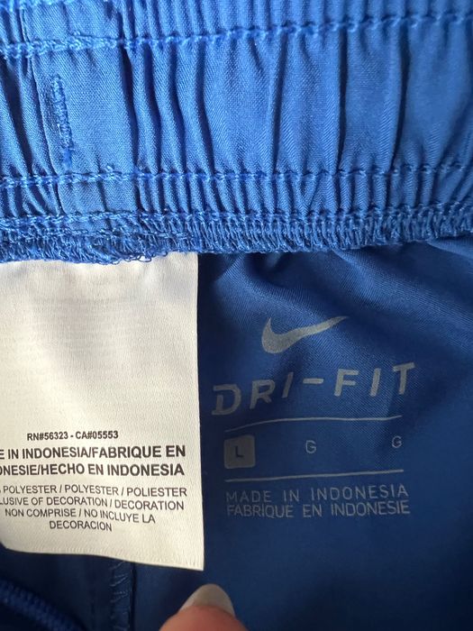 Nike сет! Тениска и Къси панталонки