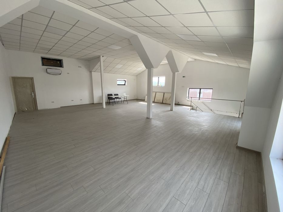 Spatiu comercial central Raducaneni