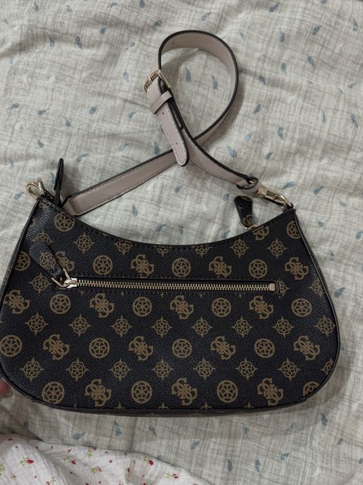 Сумка Guess на плечо