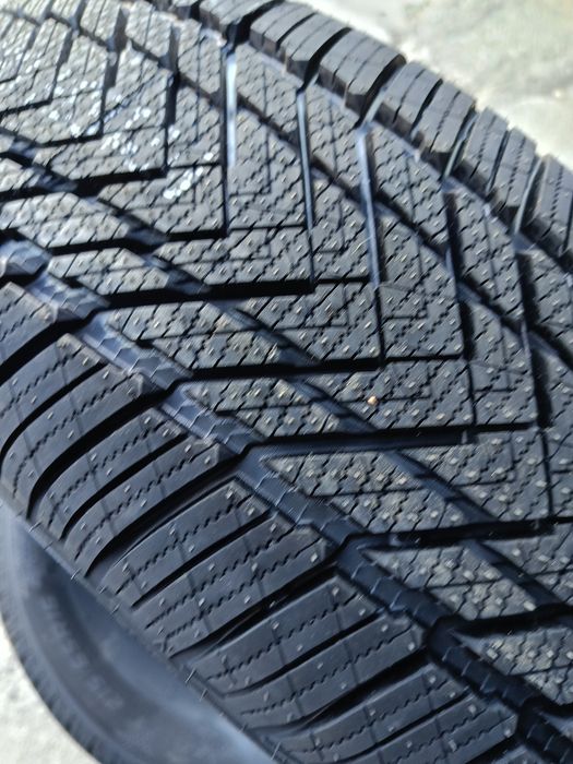 НОВИ ЗИМНИ -2025г.-16цола-215/65-1бр.-135лв."APLUS"-с монтаж и баланс