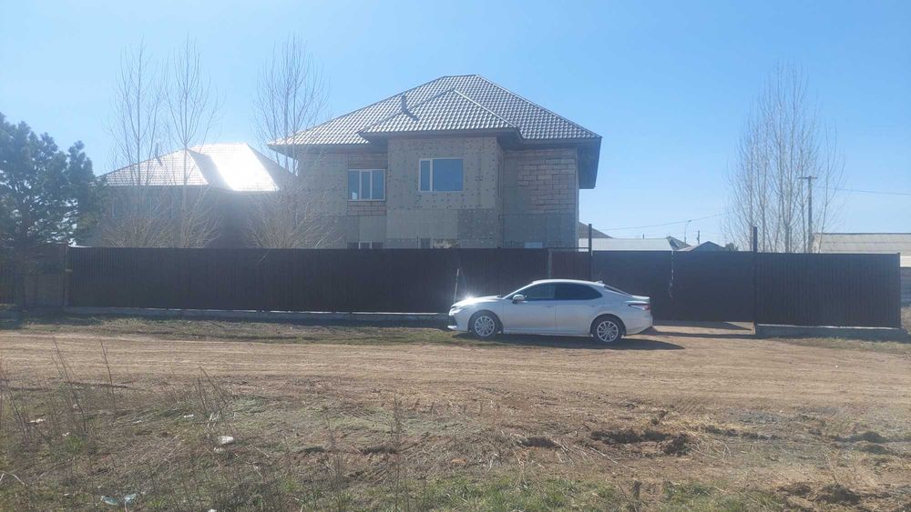 Продам коттедж недостроенный