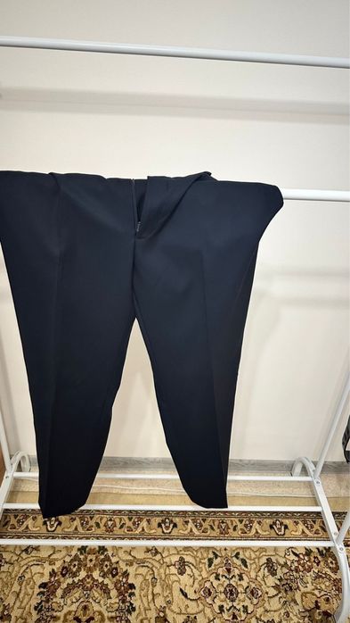 Продам школьные брюки Glassman размер 54