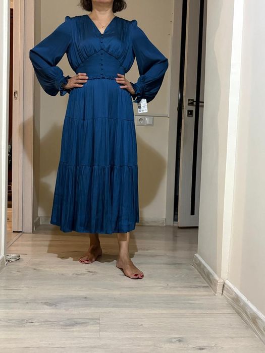 Красивое вечернее платье