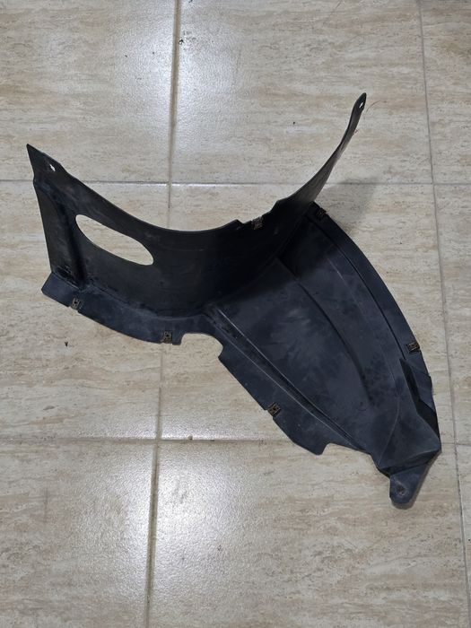 Carenaj stanga fata Passat B7