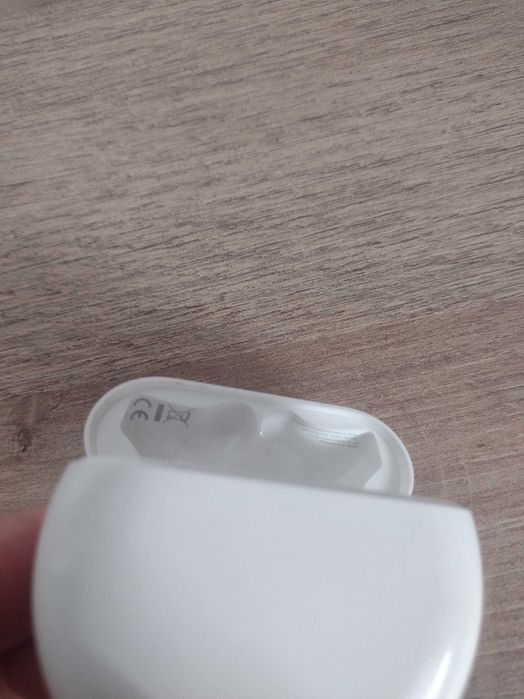 Huawei Freebuds 3 зарядна кутия