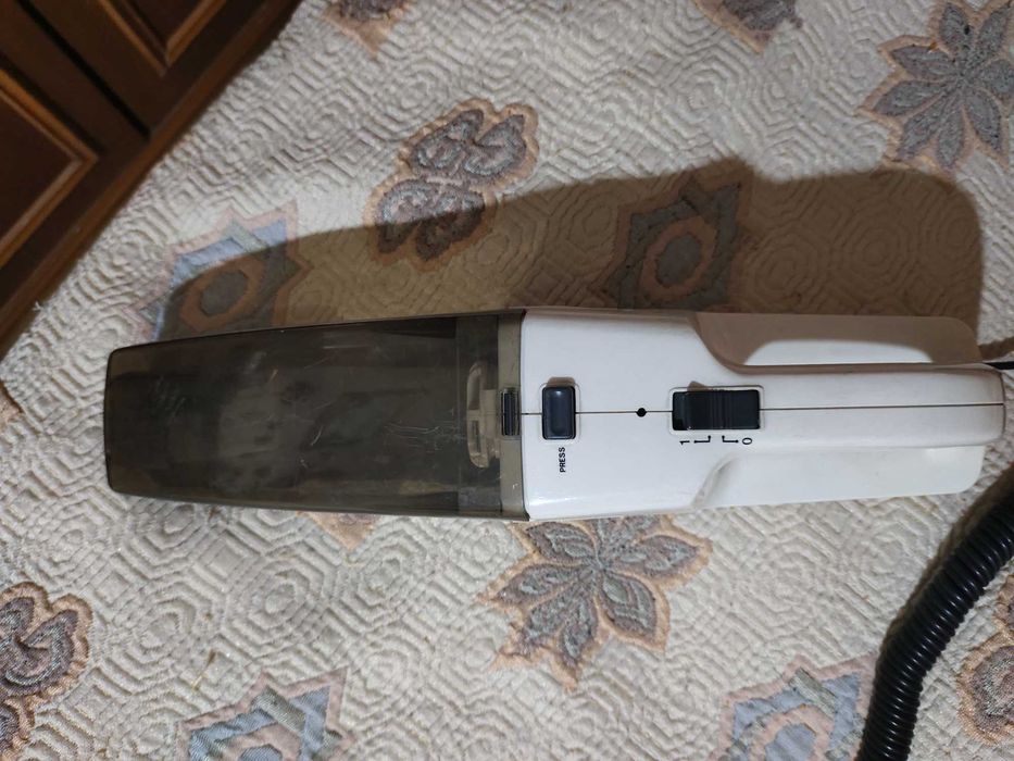 Продам пылесос для автомобиля